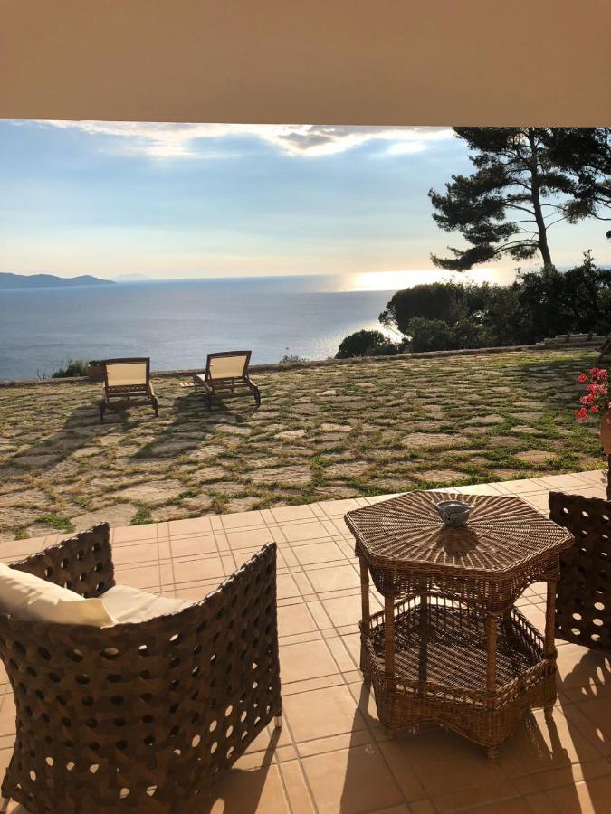 Stella D'Argento Panzió Porto Santo Stefano  Kültér fotó